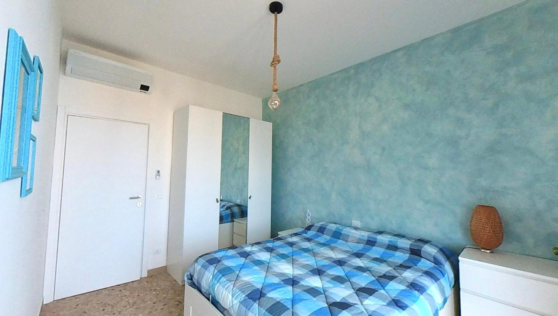Se041 - Senigallia, Quadrilocale Accessoriato A 150Mt Dal Mare Екстериор снимка